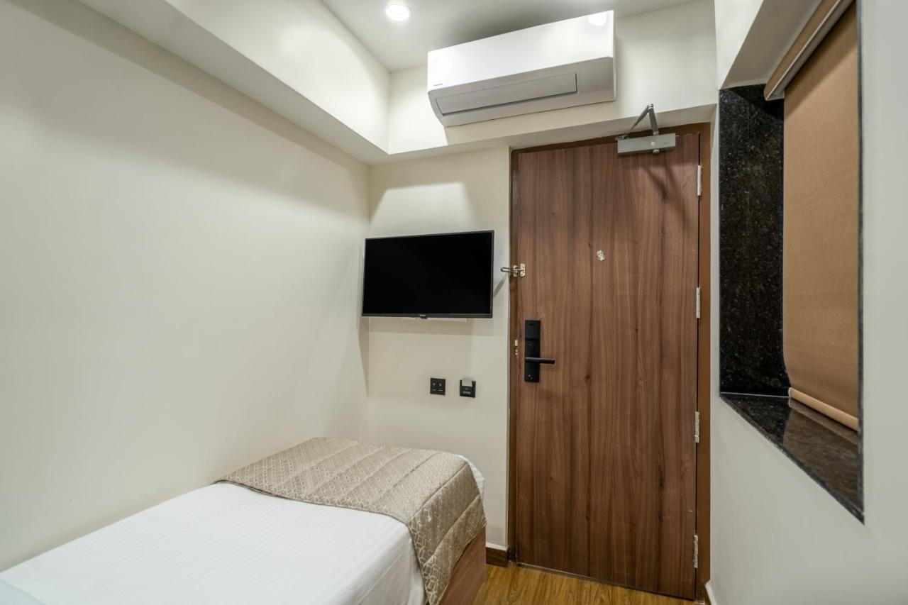 ホテル Viera Elite - Jubilee Hills ハイデラバード エクステリア 写真